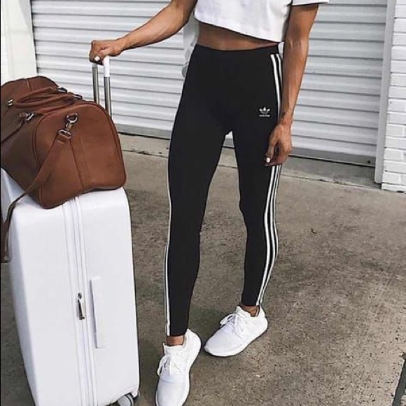 Adidas originals black Leggings NWT - Picture 2 of 5